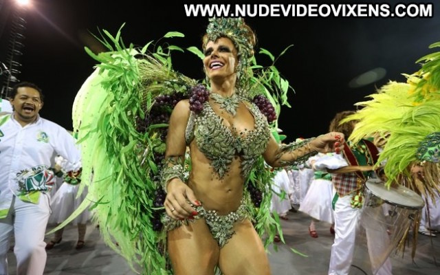 Viviane Araujo Mancha Verde Medium Tits Stunning Video Vixen Posing