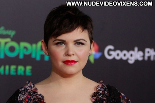 Ginnifer Goodwin Celebrity Babe Paparazzi Hollywood Beautiful Posing