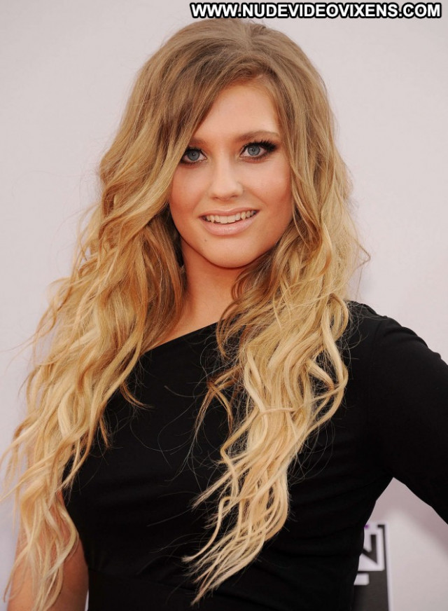 Ella Henderson American Music Awards Beautiful Babe Celebrity