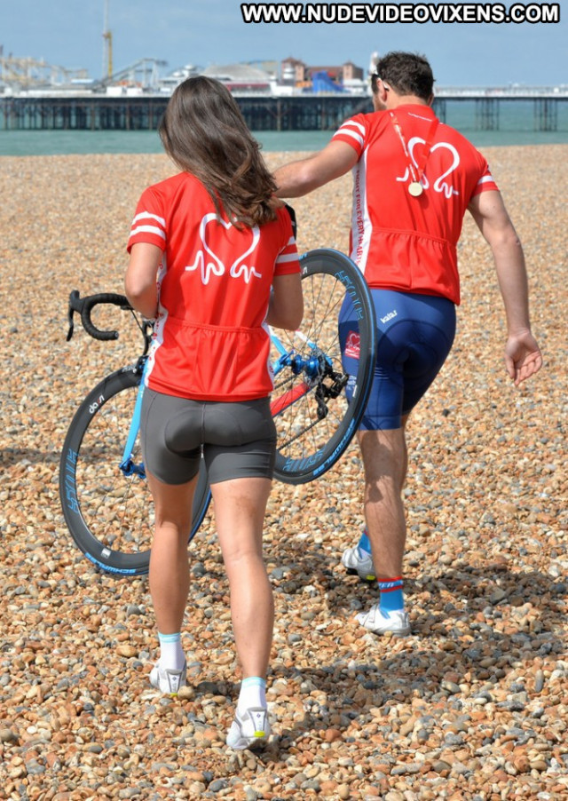 Pippa Middleton London To Brighton Babe Posing Hot Paparazzi