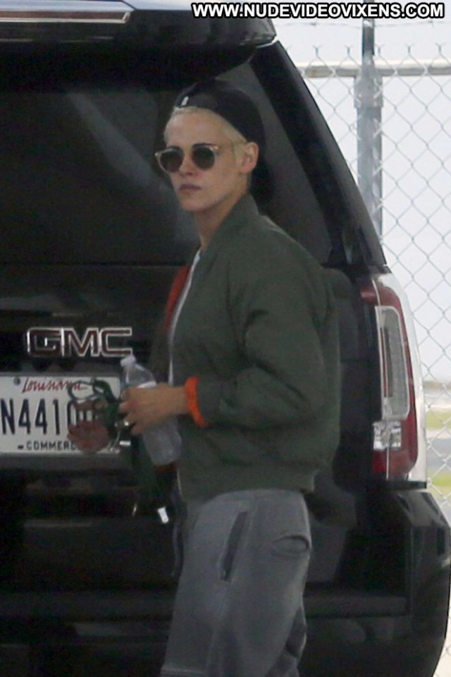 Kristen Stewart No Source Celebrity Paparazzi Posing Hot Babe Kristen Stewart No Source Celebrity Paparazzi Posing Hot Babe