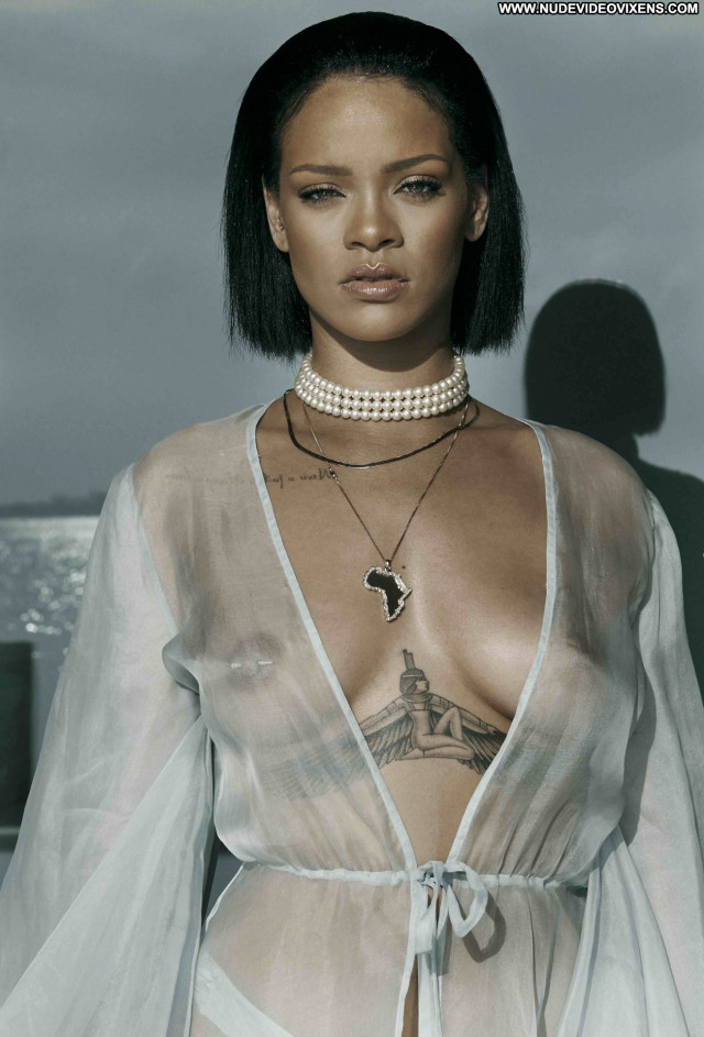 Rihanna Topless Photoshoot Beautiful Posing Hot Topless Photoshoot