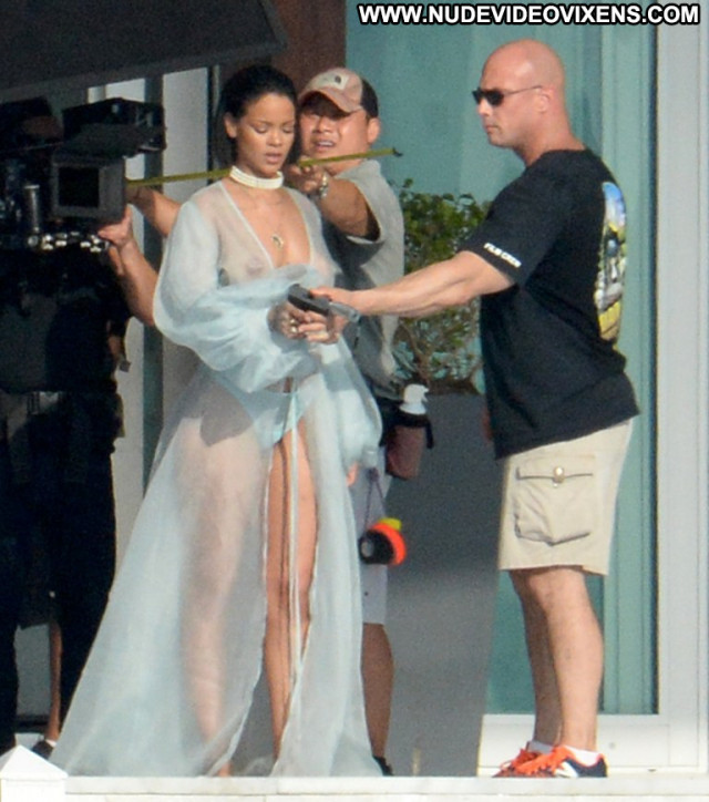 Rihanna Topless Photoshoot Beautiful Photoshoot Topless Posing Hot