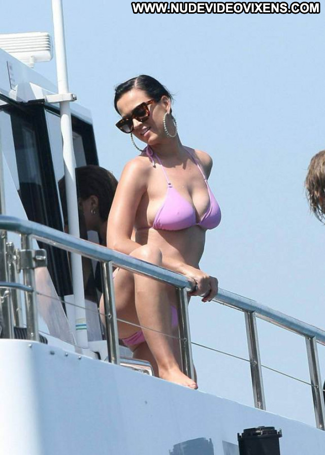 Katy Perry No Source Celebrity Bikini Babe Candids Posing Hot