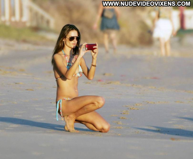 Alessandra Ambrosio No Source Celebrity Candids Bikini Posing Hot