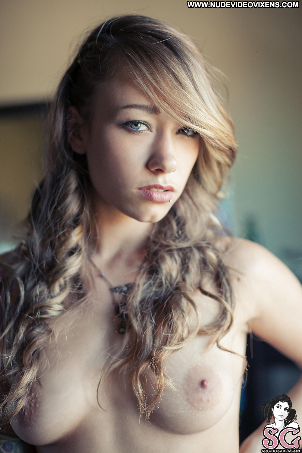 Lillianrose suicide nude