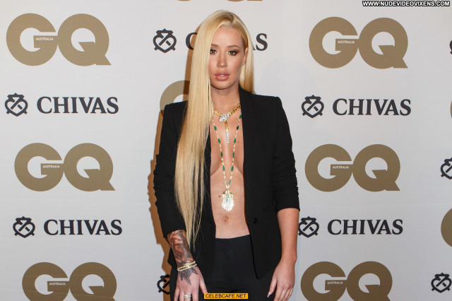 Iggy Azalea Gq Men Of The Year Awards  Bra Celebrity Posing Hot