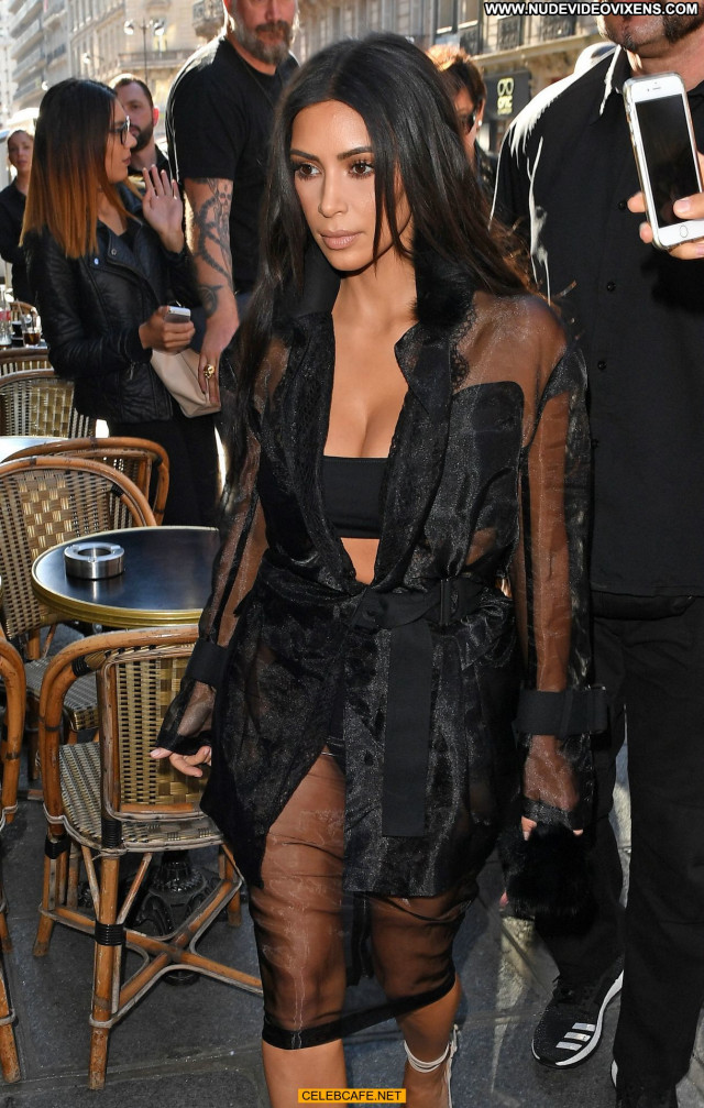 Kim Kardashian No Source Ass Posing Hot Babe Paris Beautiful Celebrity