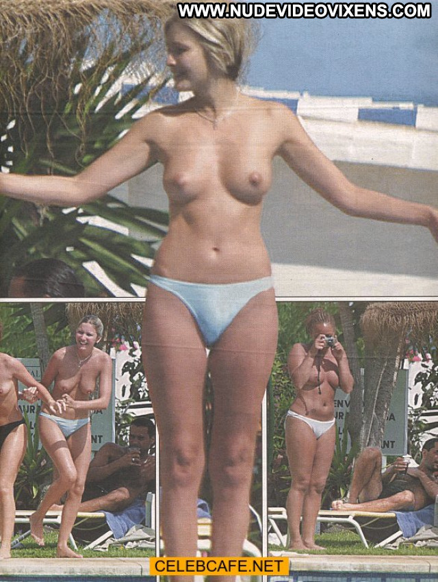 Lisa Faulkner No Source Celebrity Posing Hot Beach Topless Beautiful