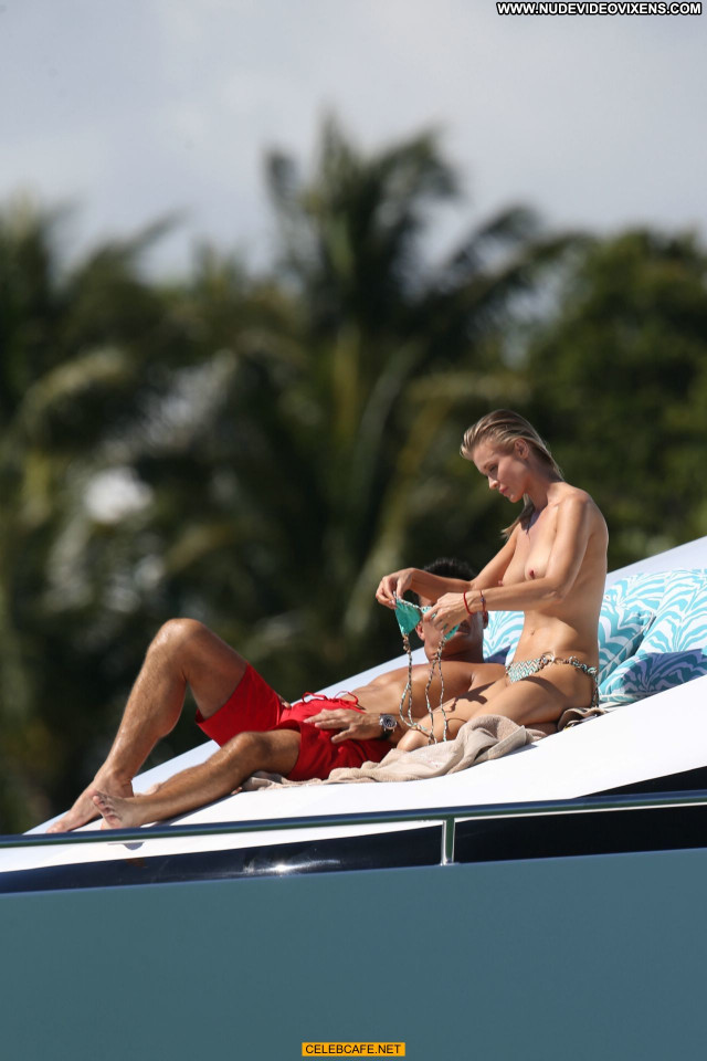 Joanna Krupa No Source Beautiful Posing Hot Toples Yacht Babe Topless