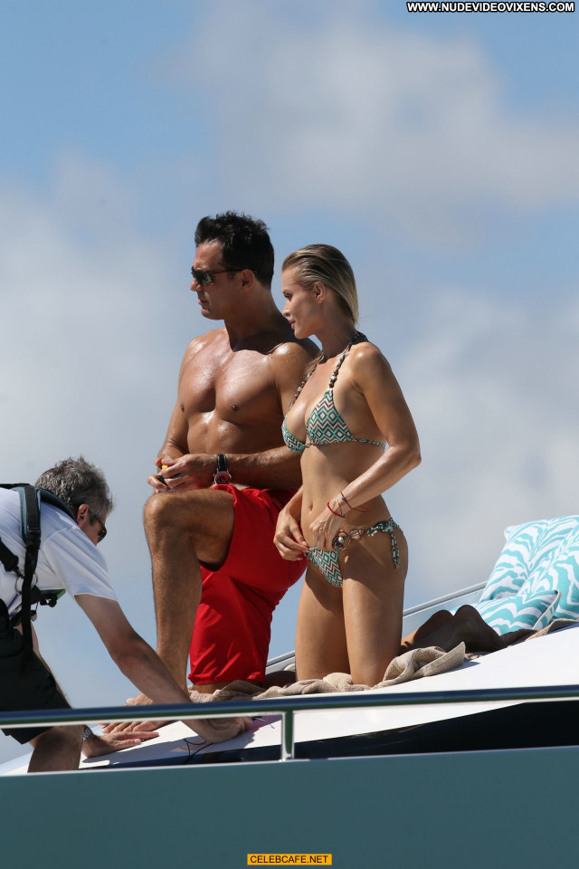 Joanna Krupa No Source Yacht Topless Celebrity Beautiful Toples