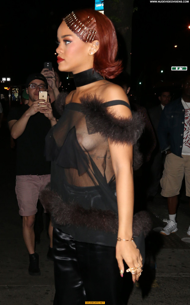 Rihanna No Source Party Posing Hot Wardrobe Malfunction Beautiful