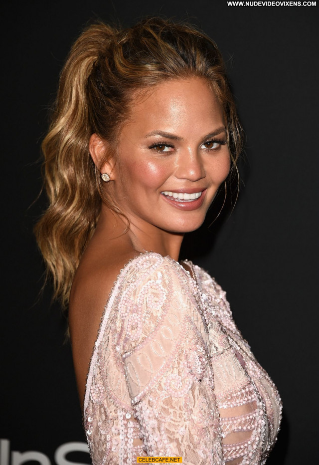 Chrissy Teigen No Source Babe Nipples See Through Celebrity Beautiful