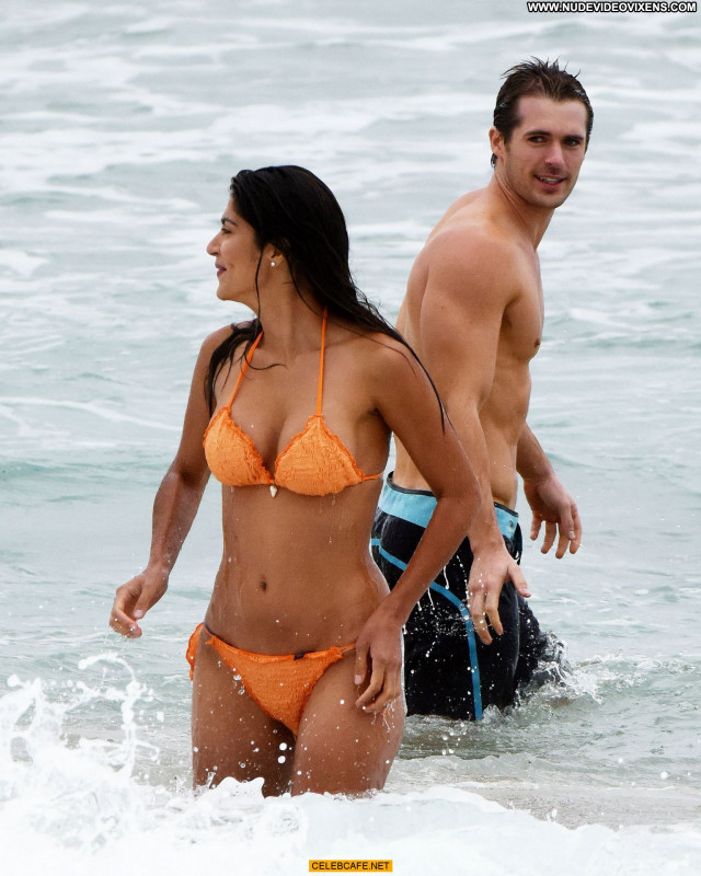 Pia Miller No Source  Posing Hot Beach Orange Sex Celebrity Bikini