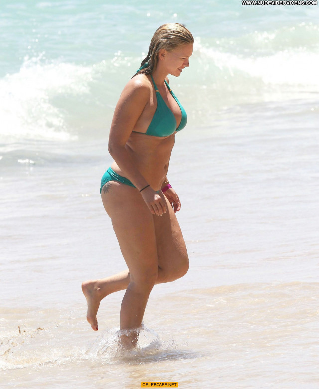Natasha Henstridge No Source Beach Bikini Beautiful Celebrity Posing