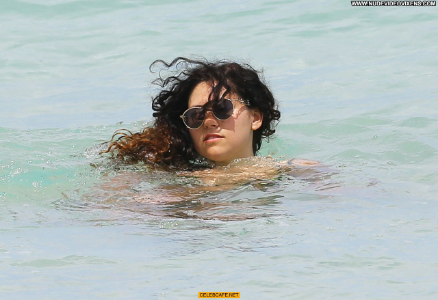 Eliza Doolittle No Source Posing Hot Babe Candid Celebrity Beach