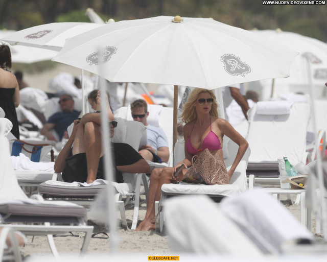 Victoria Silvstedt No Source Celebrity Bikini Posing Hot Beautiful