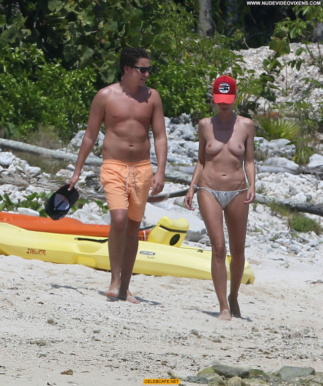 Heidi Klum No Source Celebrity Mexico Toples Beach Beautiful Babe