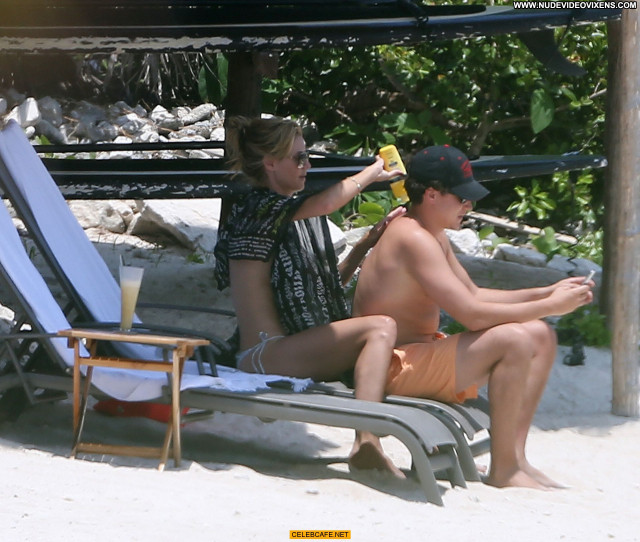 Heidi Klum No Source Babe Topless Celebrity Toples Beach Beautiful