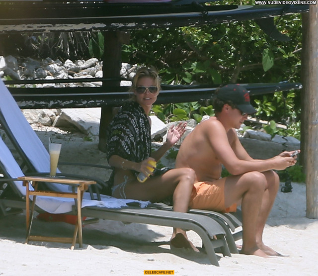 Heidi Klum No Source Celebrity Beautiful Posing Hot Topless Beach