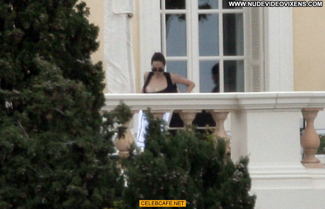 Angelina Jolie No Source Babe Topless Hotel Beautiful Posing Hot