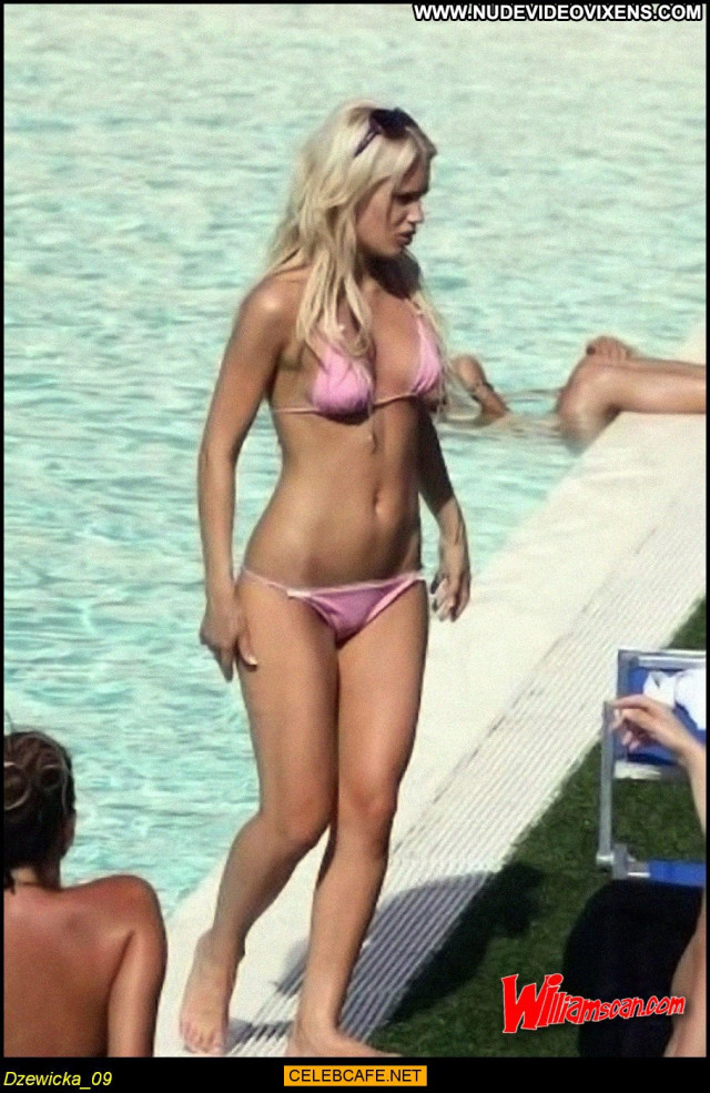 Laure Drzewicka No Source Sex Babe Celebrity Sexy Cameltoe Beautiful