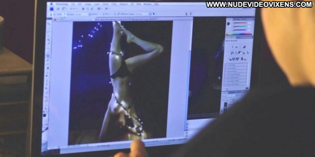 Shailene Woodley Sex Scene Posing Hot Celebrity Babe Nude Christmas
