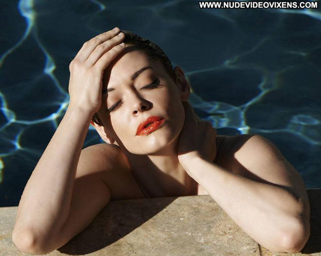 Rose Mcgowan Black And White Outdoors Magazine Manicure Big Tits Babe