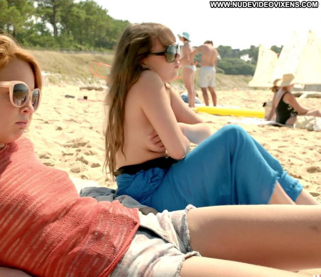 Margaux Rossi The Beach French Hot Beach Posing Hot Toples Tv Series