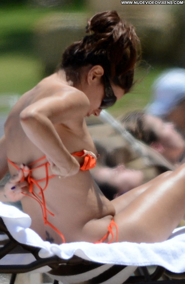 Eva Longoria Babe Orange Posing Hot Puerto Rico Bikini