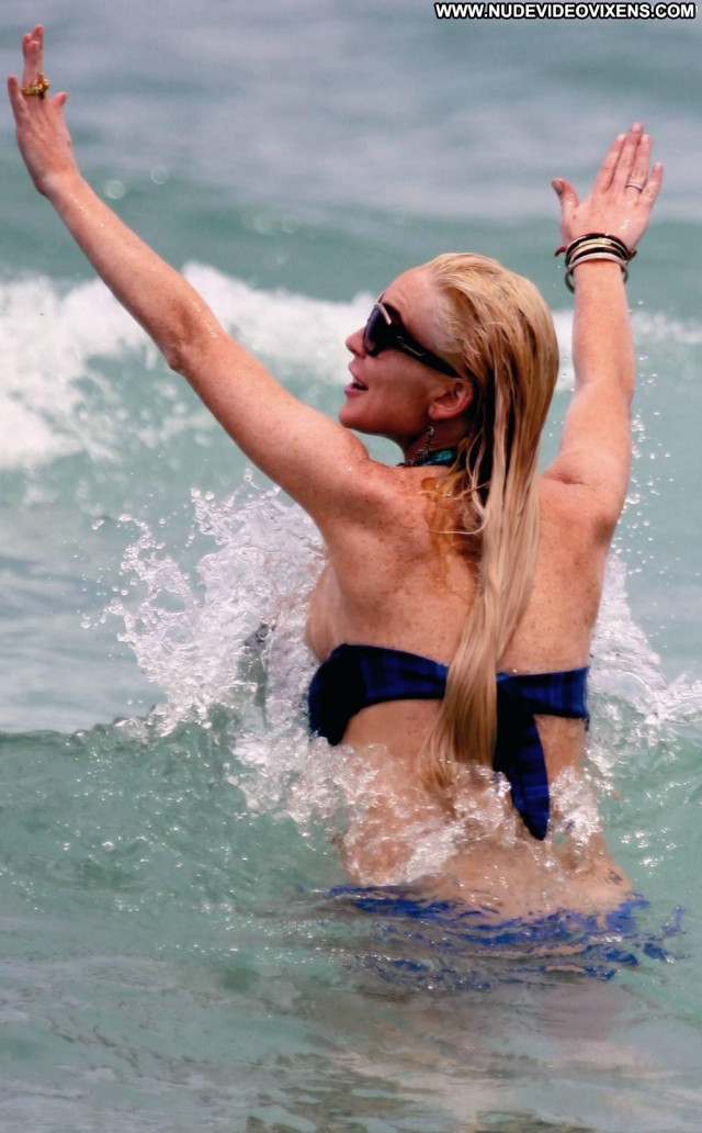Lindsay Lohan Miami Beach Beautiful Actress Beach Bikini Celebrity