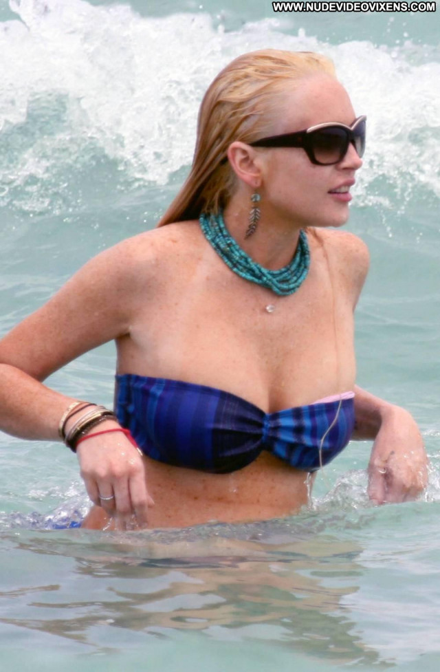 Lindsay Lohan Miami Beach Posing Hot Babe Bikini Nipple Slip Nipples