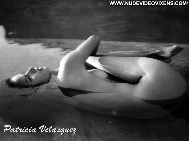 Patricia Velasquez Arrested Development  Posing Hot Nude Venezuela