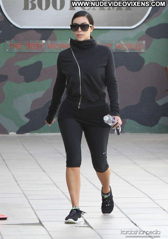 Kim Kardashian No Source  Paparazzi Beautiful Bar Celebrity Posing