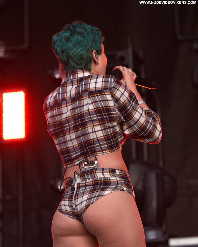 Halsey No Source Sex Posing Hot Ass Shorts Beautiful Videos Short