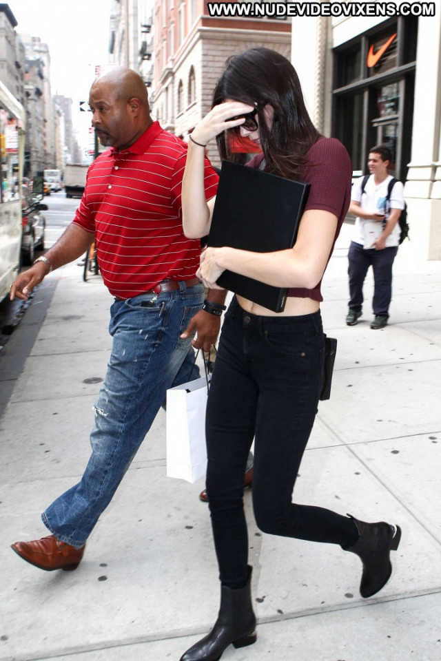 Kendall Jenner No Source Beautiful Paparazzi Babe Celebrity Posing