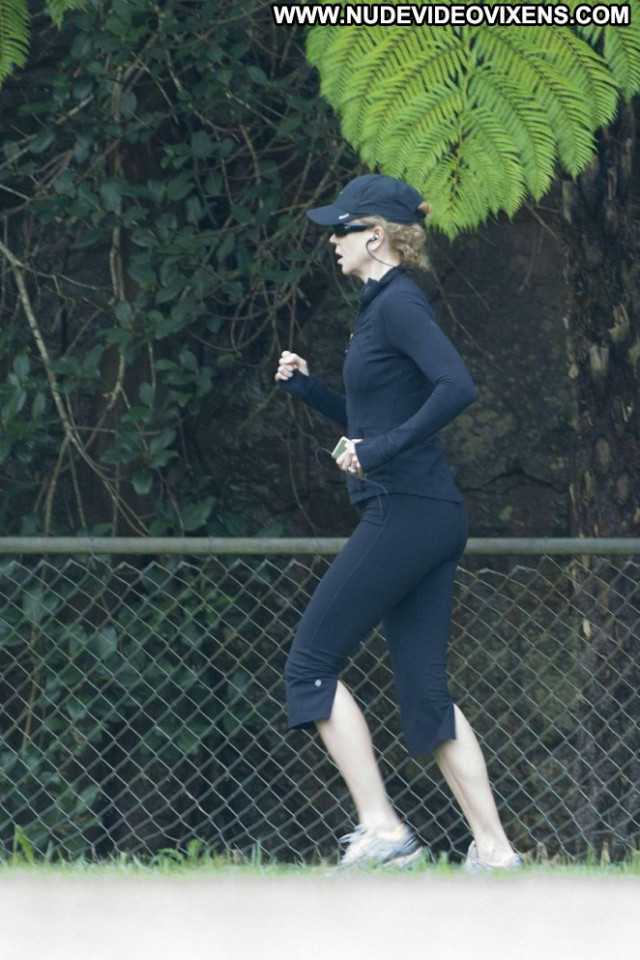 Nicole Kidman Paparazzi Celebrity Beautiful Jogging Babe Posing Hot