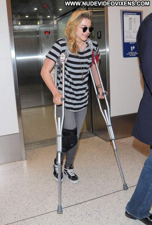 Chloe Moretz Lax Airport Paparazzi Beautiful Lax Airport Los Angeles