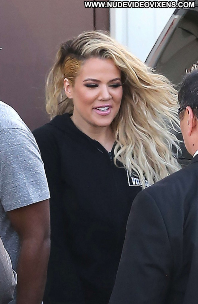 Khloe Kardashian The Stud Paparazzi Babe Celebrity Posing Hot