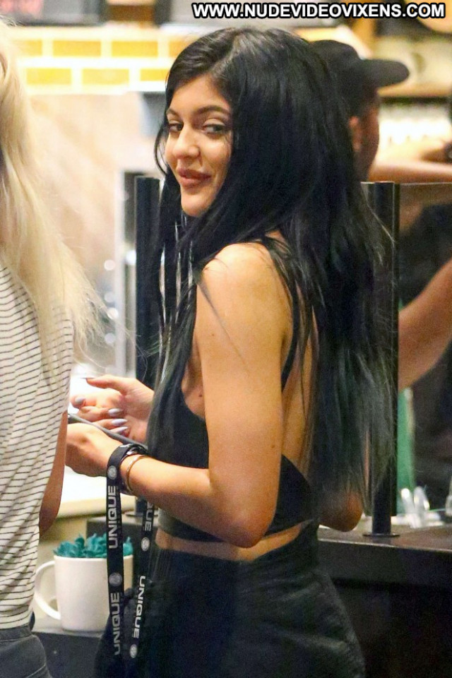 Kylie Jenner Paparazzi Celebrity Babe Beautiful Posing Hot Leather