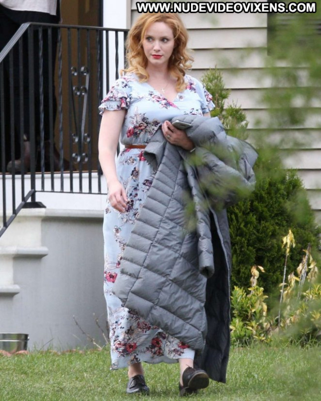 Christina Hendricks The Burning Paparazzi Beautiful Babe Celebrity