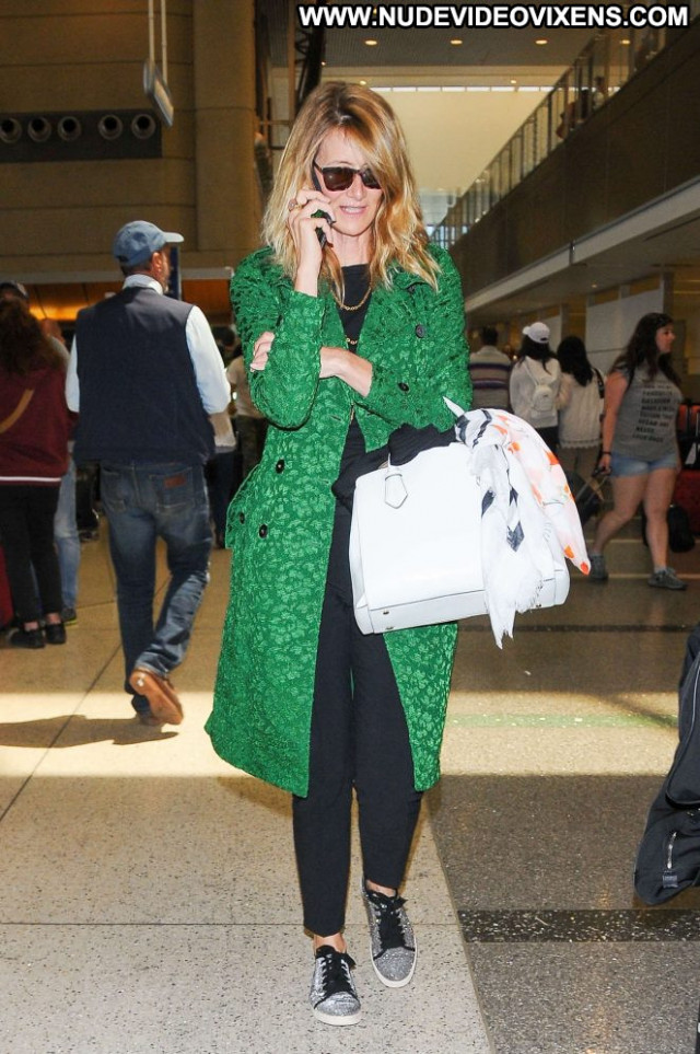 Laura Dern Lax Airport Angel Posing Hot Beautiful Los Angeles