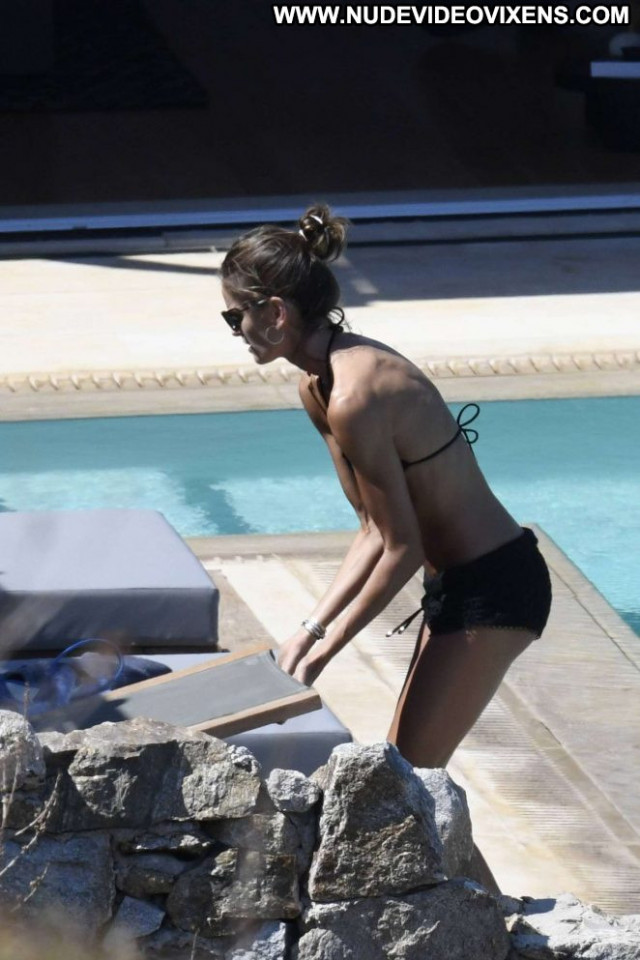 Izabel Goulart No Source Beautiful Pool Bikini Posing Hot Paparazzi