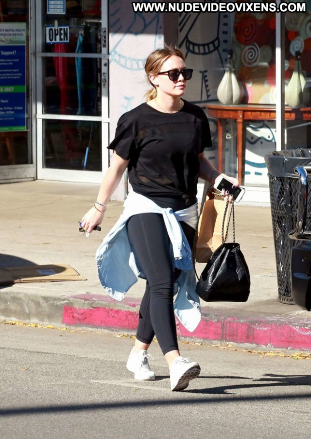 Hilary Duff Studio City Celebrity Shopping Babe Beautiful Posing Hot