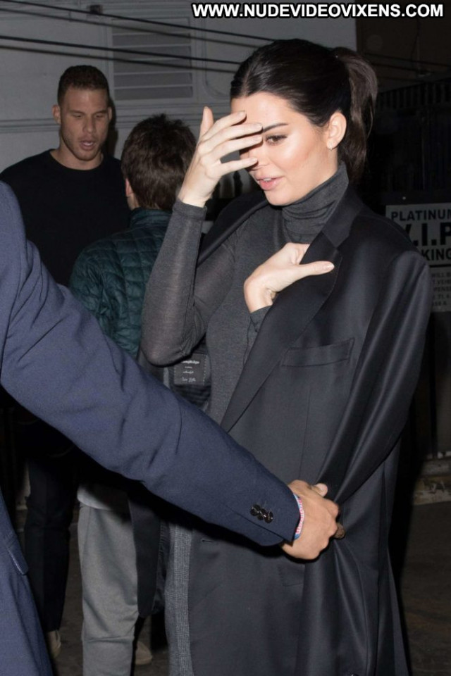 Kendall Jenner No Source Babe Beautiful Paparazzi Posing Hot