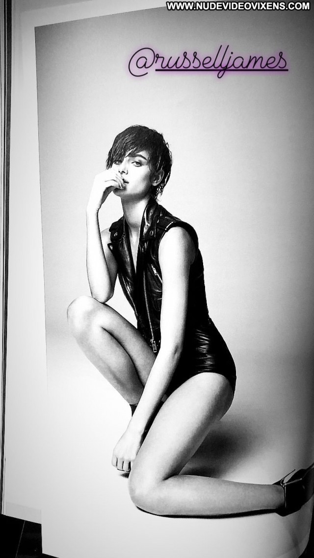 Sara Sampaio Topless Photoshoot Beautiful Pussy Black Posing Hot Sex