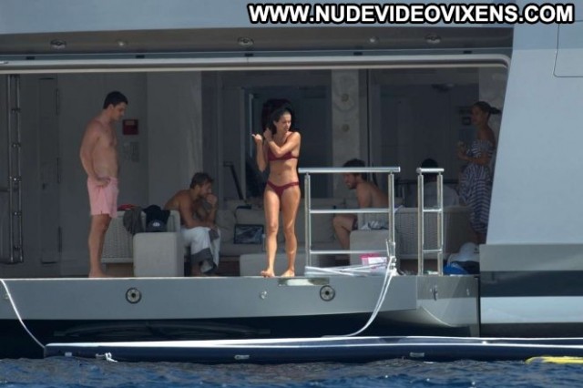 Sara Sampaio No Source Paparazzi Babe Beautiful Celebrity Bikini