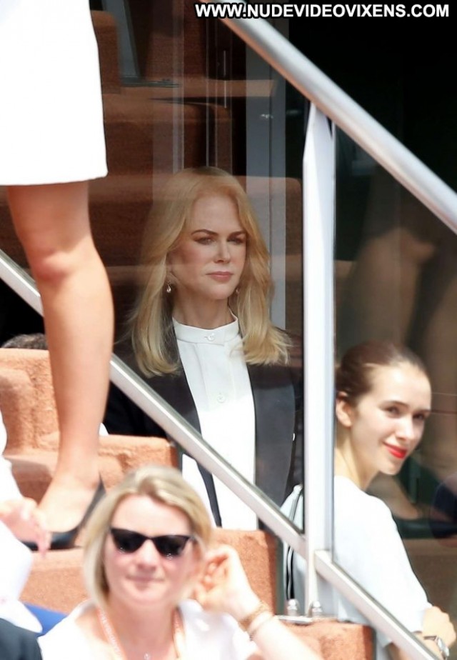 Nicole Kidman No Source Posing Hot Beautiful French Paparazzi