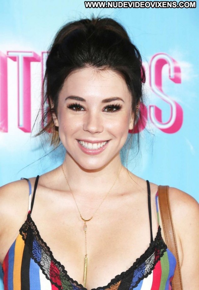 Hot jillian rose reed