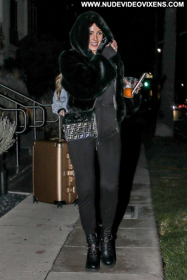 Olivia Culpo Beverly Hills Beautiful Celebrity Babe Paparazzi Posing